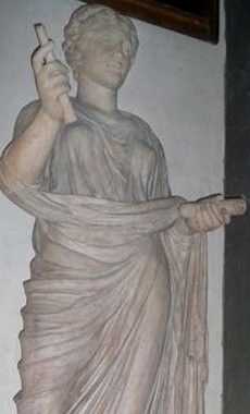 2009 - Statua femminile restaurata come Musa